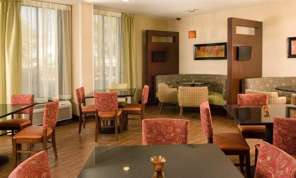 Hampton Inn Orlando Near Universal Blv/International Dr Ресторан фото