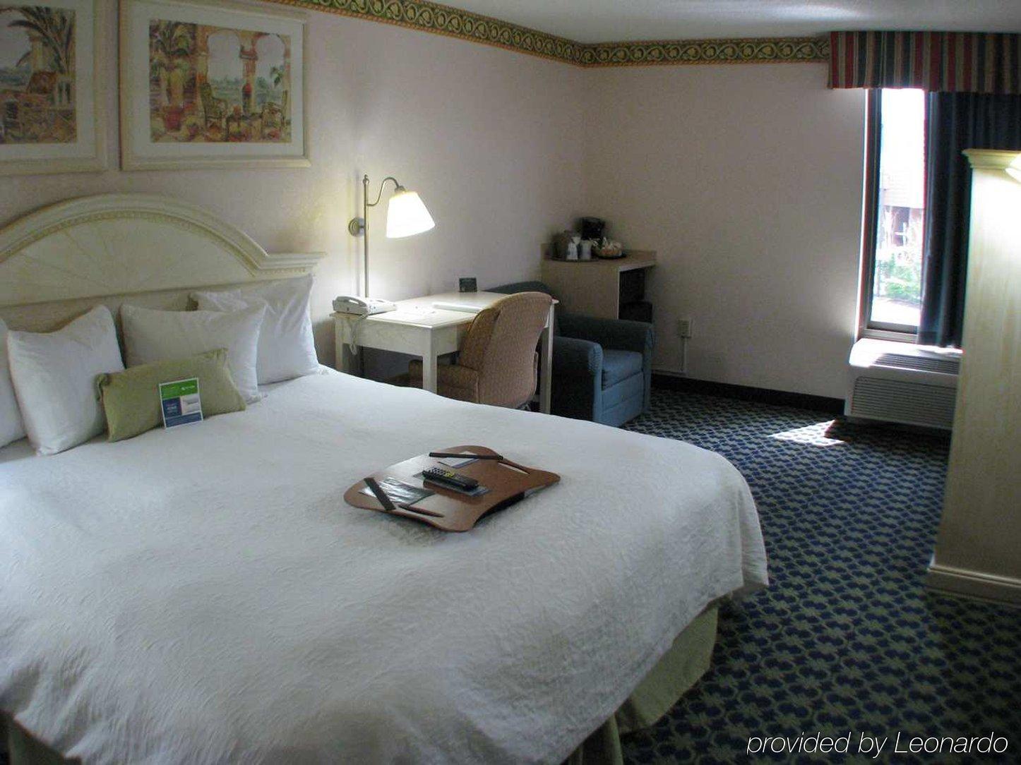 Hampton Inn Orlando Near Universal Blv/International Dr Номер фото
