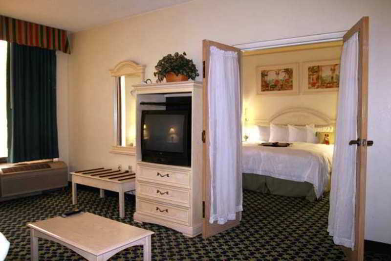 Hampton Inn Orlando Near Universal Blv/International Dr Номер фото